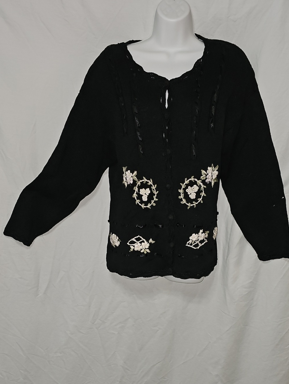 Western Connection Vintage Sweater With Embroidery